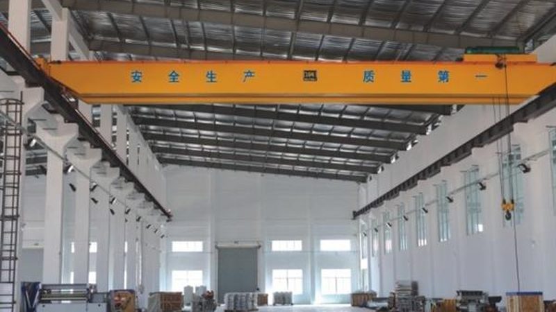 成都壁柱式悬臂吊：安装要点与选购指南